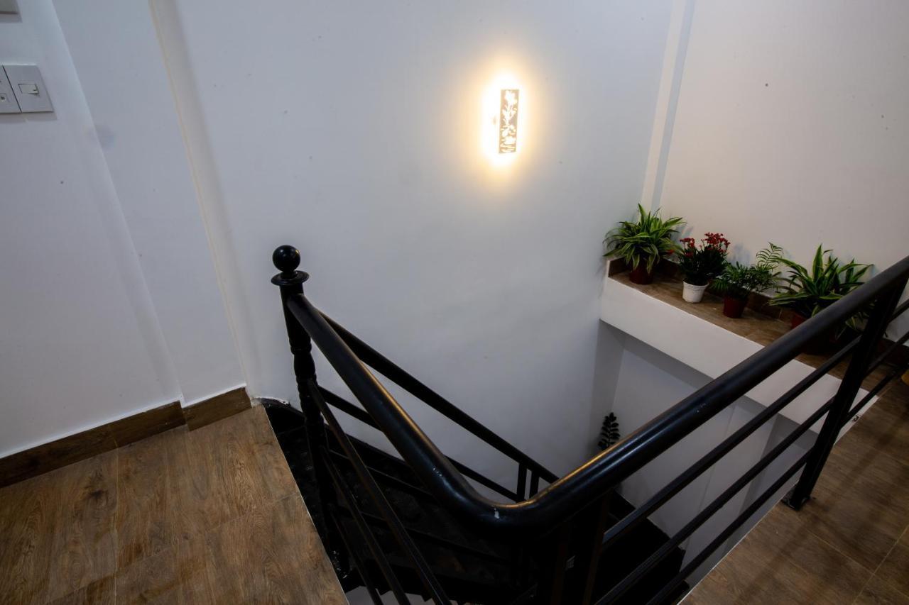 5.T Hostel Hue Buitenkant foto